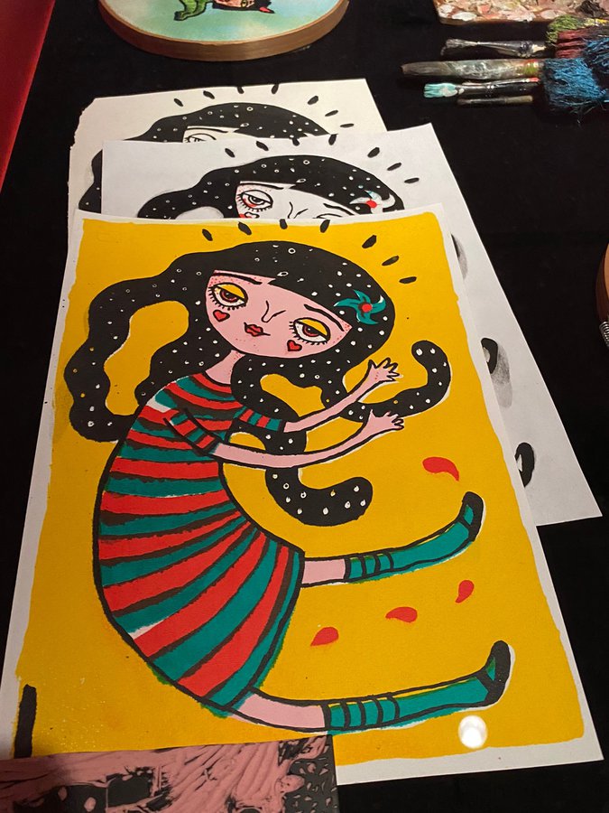 centroGAM's tweet photo. #FITAM2023🤩 Te amo ❤️ @monlaferte visual trae pinturas, dibujos, bordados y una puesta en escena con muñecas de gran escala, junto con extractos de poemas, videos y fotografías de la artista en un cruce entre arte y vida ❤️‍🔥.
#CanjeaEntradas💸
+ info >> https://t.co/cCLXBbCSPE https://t.co/5DA6xE9Oht