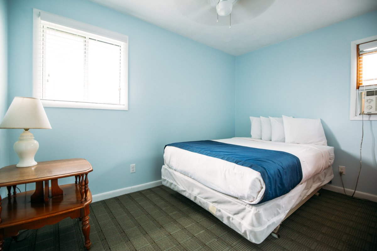 Packed with charm and comfort, our rooms at Bird's Nest Resort have everything you need for your weekend getaway.