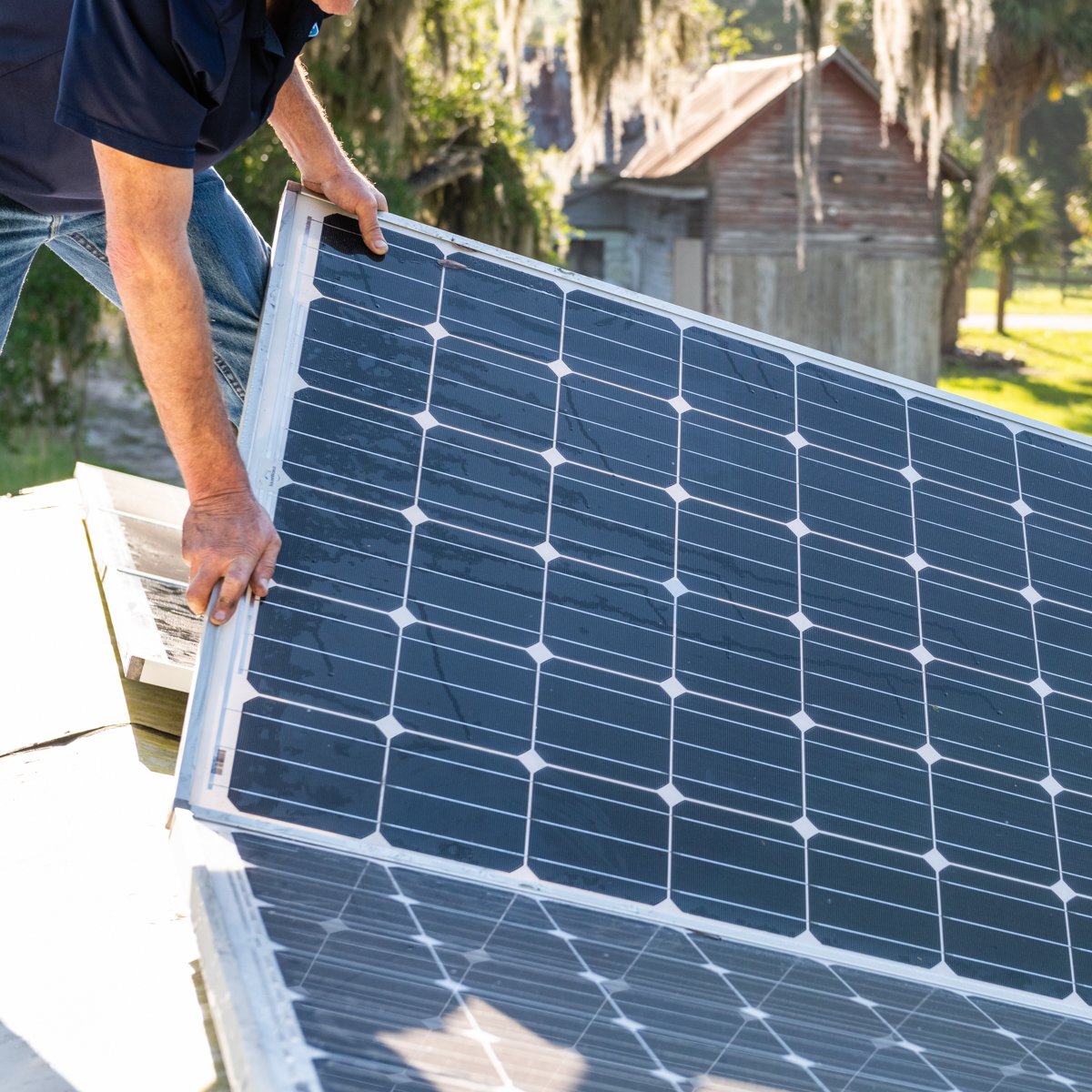 _SolarGleam's tweet image. Precision is our specialty! When we're on the job, you can count on having only the best results. Speak with our team today about your solar panel installation: 609-225-4101.