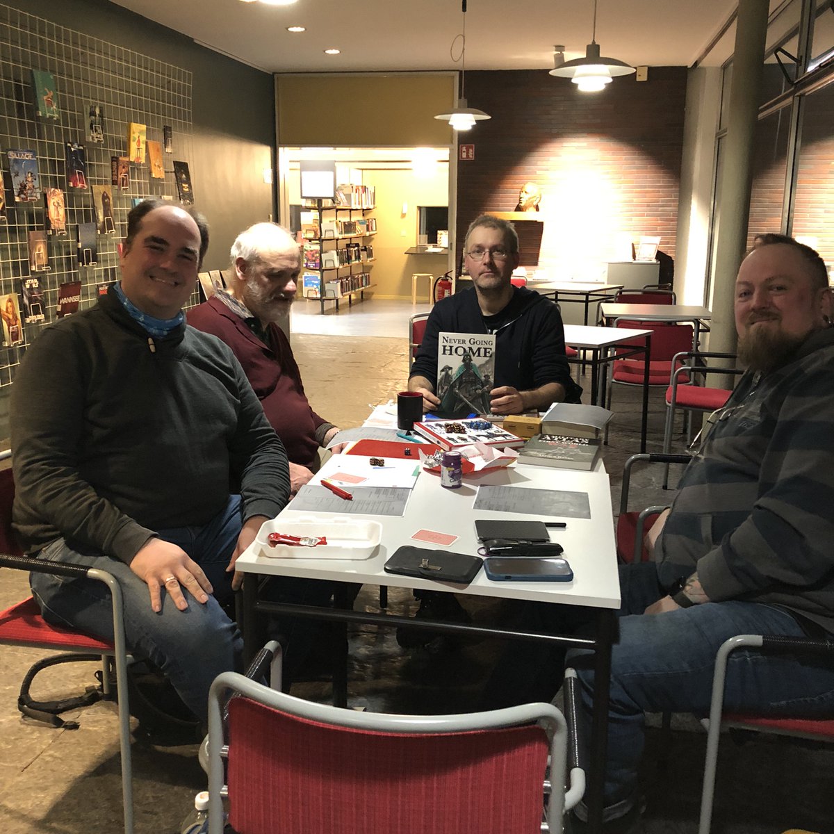 BerlinNexus's tweet photo. Gestern wurde in der Hansabibliothek gespielt. Bei Mietling und Never Going Home hatten wir eine Menge Spaß.
#spieleabend #Rollenspiel #rpg #pnpDE #pnpberlin #penandpaperberlin #rollenspielberlin #nexus #nexusberlin #hansabibliothek #stbmitte #spielinderhansabibliothek https://t.co/dzYvfTruvG