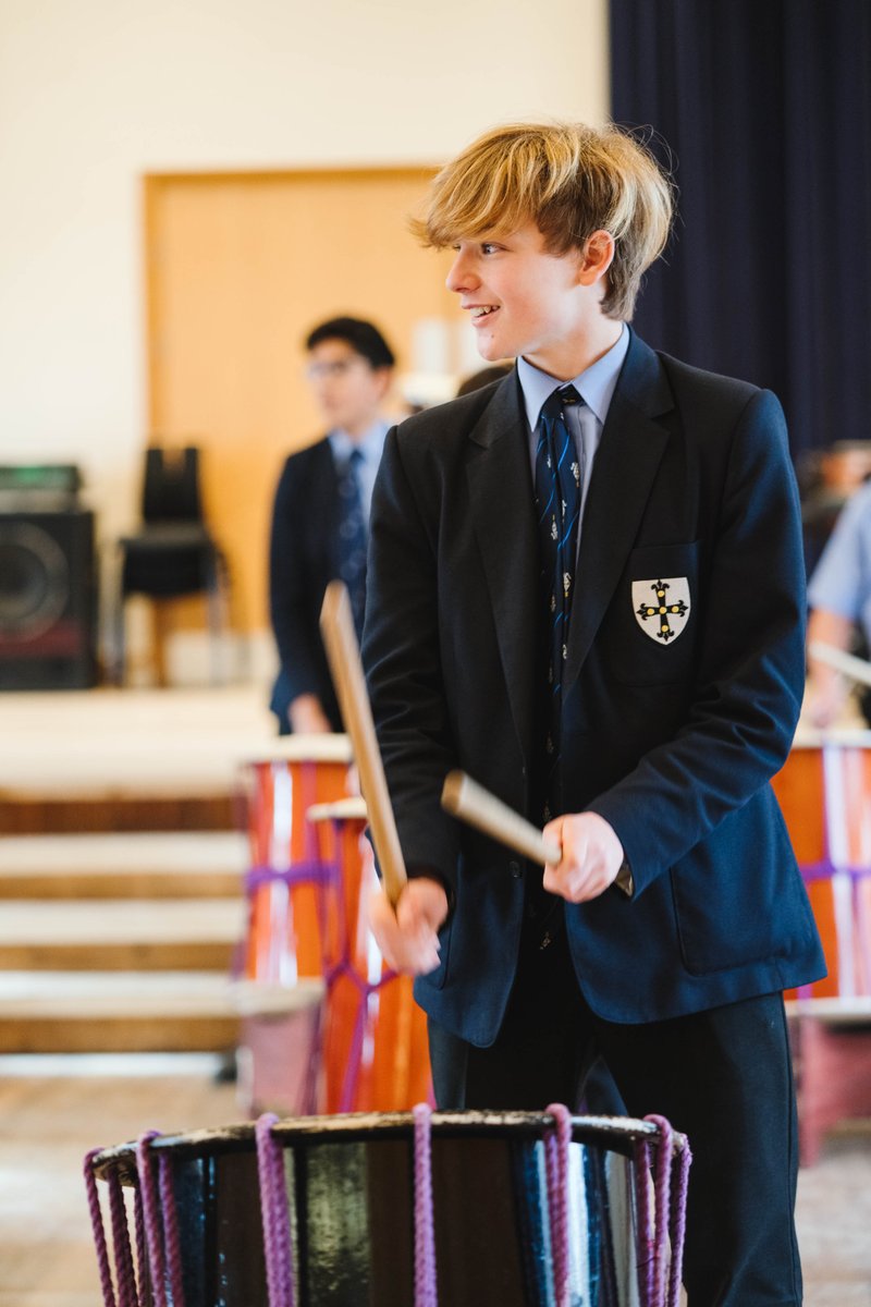 WhitgiftSchool1's tweet photo. Third Form Japanese students just finished a fantastic Taiko drumming workshop led by @taikomeantime troop leader Mark Alock. The energy in the room was electric as they learned traditional rhythms and performed as a group! #taiko #Whitgiftlanguages https://t.co/4IaZGu0Fmu