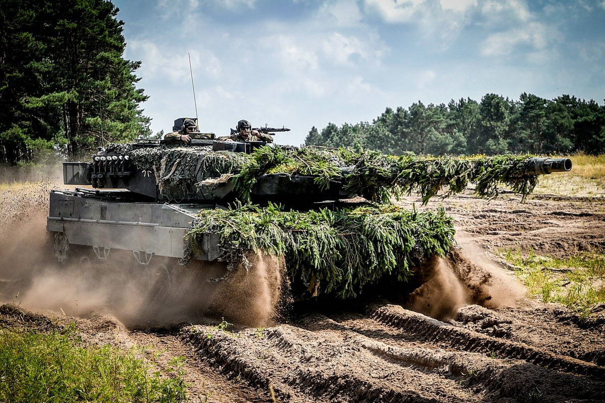 Leopardy - co znaczą dla 🇩🇪<a href="/KamilFrymark/">Kamil Frymark</a> i 🇺🇦 <a href="/MariuszCielma/">Mariusz Cielma</a>, 🇹🇷 nie chce 🇸🇪🇫🇮 w NATO <a href="/kwasylewsky/">Karol Wasilewski</a>, Maria Ressa-sumienie 🇵🇭 <a href="/Adrian_Bak1/">Adrian Bąk</a>, Japonia bez dzieci (Dominika Giordano), ludzie jak małpy <a href="/mikoluszko/">Wojciech Mikoluszko</a> 
Raport o stanie świata: raportostanieswiata.pl
patronite.pl/DariuszRosiak