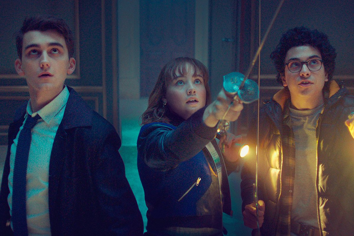 megsokay's tweet photo. Netflix is doing precious little to promote Joe Cornish's LOCKWOOD &amp; CO., which is a shame, because I'm tearing into the show now and it's good. It's very good. Sharp scripts, fun world-building, great cast, and a version of fantasy London where youths are chewed up for profit. https://t.co/BdZp1WrZdE