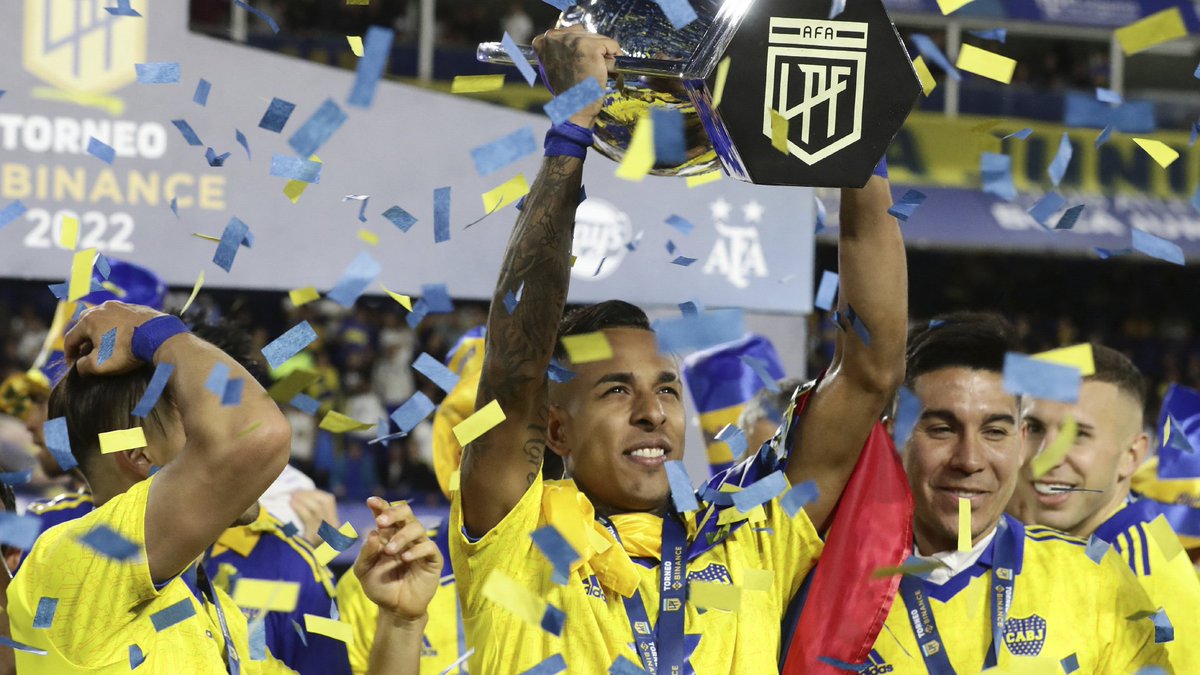 rumbo_deportivo's tweet photo. FÚTBOL ARGENTINO ⚽ | Hoy comienza la temporada 2023 de la liga trasandina 🇦🇷➡️ https://t.co/Uc5MlKp5uS https://t.co/lOeMUgRliz