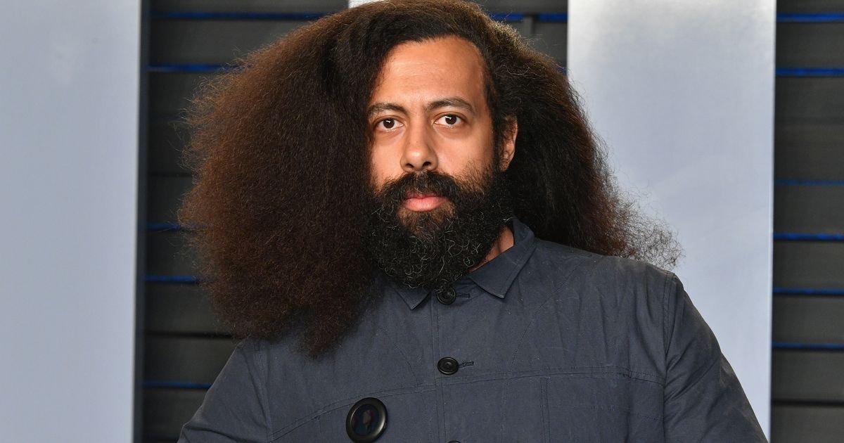 macnacnic's tweet photo. @TeawithTolkien With the text mentioning Tom has darker skin, I always thought @reggiewatts would make a fantastic bombadil. With both the quirkiness, the singing, the whismy and mystery, Reggie is definitely my head cannon for Bombadil https://t.co/IUtTFtUpap