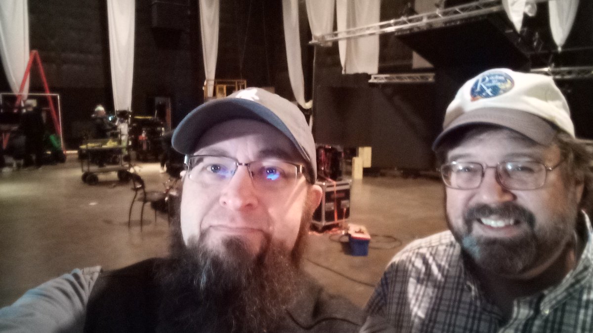 raytoons's tweet photo. What in the world? #BrainyPixel on set of a film?!? #StayTuned https://t.co/AY0bkYnM5T