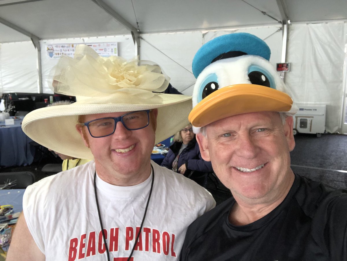 AKittleman's tweet photo. Took a pic with Thomas Smith (Howard Countian, Special Olympics athlete and a fellow Super Plunger) before the crazy hat plunge. https://t.co/f5IsJnFgIe