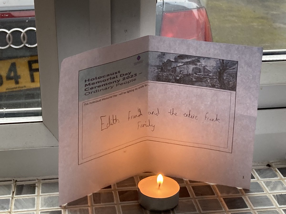#lightthedarkness #holocaustmemorialday