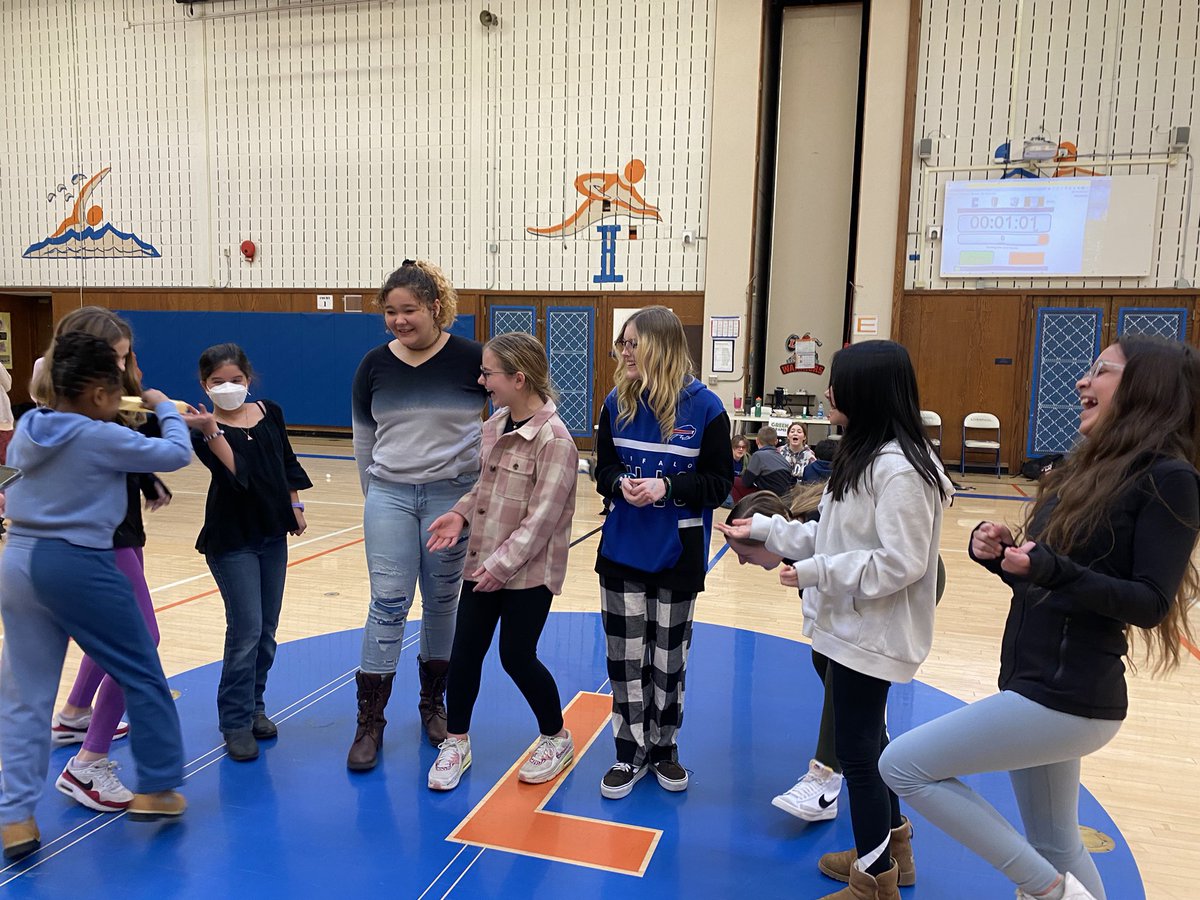 Mrs. Martin (@mrm6thmartin) on Twitter photo Half-Day Happenings at MRM.
Micron 👩💻 Bracelets
Cyber safety 👮🏻
Team Building Fun
<a href="/MHWhiteMRM/">Maura H. White</a> Half-Day Happenings at MRM.
Micron 👩💻 Bracelets
Cyber safety 👮🏻
Team Building Fun
<a href="/MHWhiteMRM/">Maura H. White</a>
