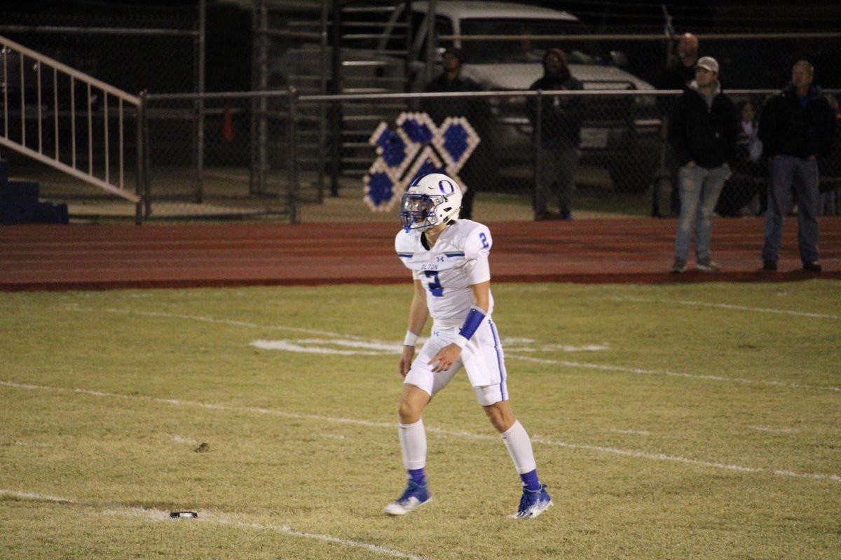 2nd team All-State QB 
(Padilla Poll Coaches All-State) <a href="/bw_workman/">Bobby Workman</a> <a href="/NathanGiese/">Nathan Giese</a> @LoneStarVarsity <a href="/rosslassiter/">Coach Lassiter</a> <a href="/CoachD94/">James Dougherty</a>