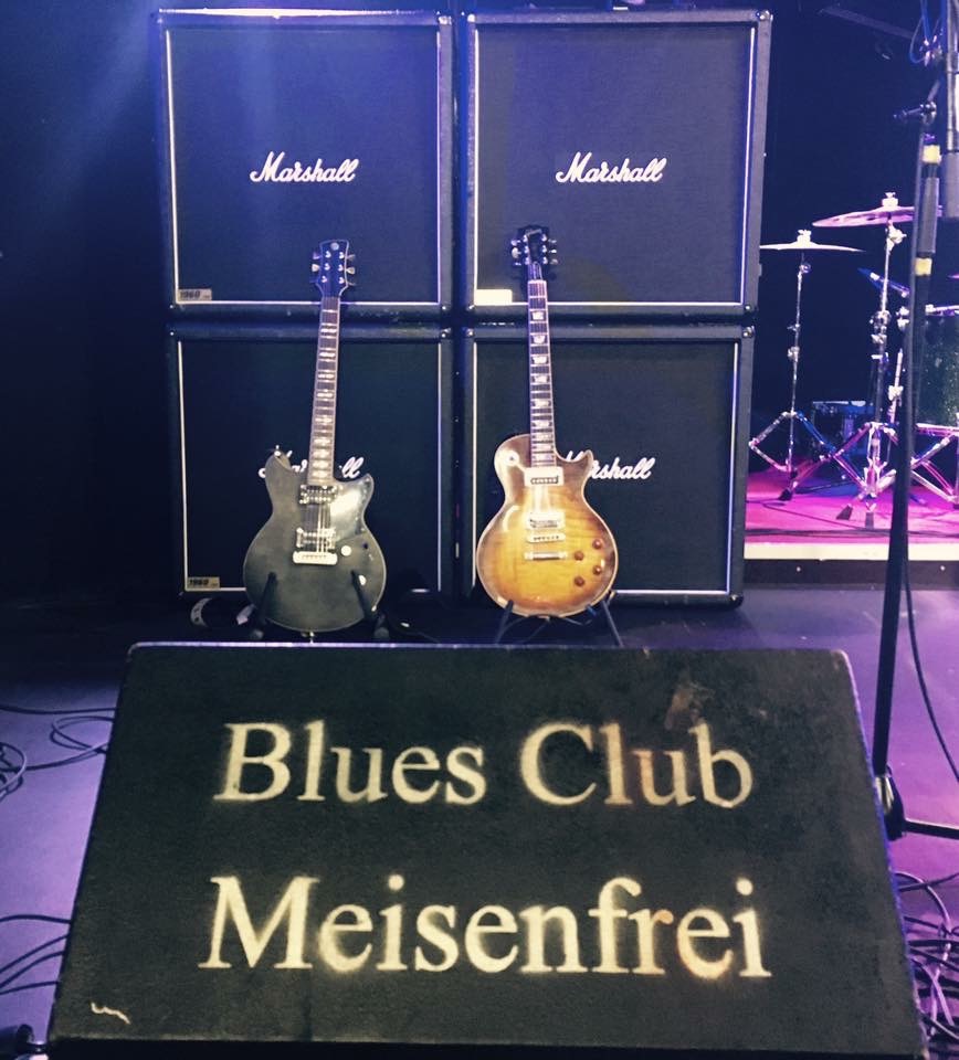 hey! 
gestern gab´s etwas Ungemach im Meisenfrei Blues Club Bremen...der Haken ist irgendwo zwischen Agentur und Club! Trotzdem liebe Bremer und Umland Metalheads, die ihr euch gestern aufgemacht habt: 1000x SRY; SRY; SRY! Tut uns wirklich leid, das das so blöd gelaufen ist!!