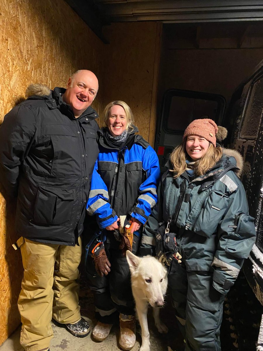 katieherlingshaw (@katieherli) on Twitter photo <a href="/daraobriain/">Dara ร Briain</a> it was our pleasure to have show you around the Kjell Henriksen Observatory! Glad we got some aurora :D <a href="/lisab_aurora/">Lisa Baddeley</a> <a href="/UNISvalbard/">UNIS</a> <a href="/daraobriain/">Dara ร Briain</a> it was our pleasure to have show you around the Kjell Henriksen Observatory! Glad we got some aurora :D <a href="/lisab_aurora/">Lisa Baddeley</a> <a href="/UNISvalbard/">UNIS</a>