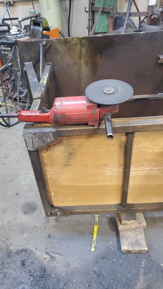 Oh my arms. Should maybe think about lifting weights on the regular. Glad to be getting new wheels on our workbench though. Just took 40 years. 🤪💪