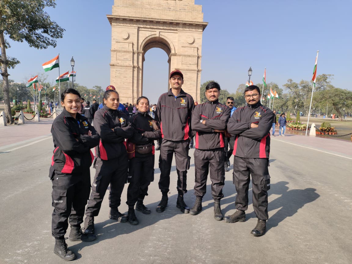 solanki_kunika's tweet photo. Khile Chehare Or Khuli Kitabe😃...Akshar Zindgiya Badal Dete Hai..💕💕 #JahanYaariWala #DandiSeDelhi #SoltToSoftWare #JawaYezdiMotorcycles https://t.co/r33XQHdixl