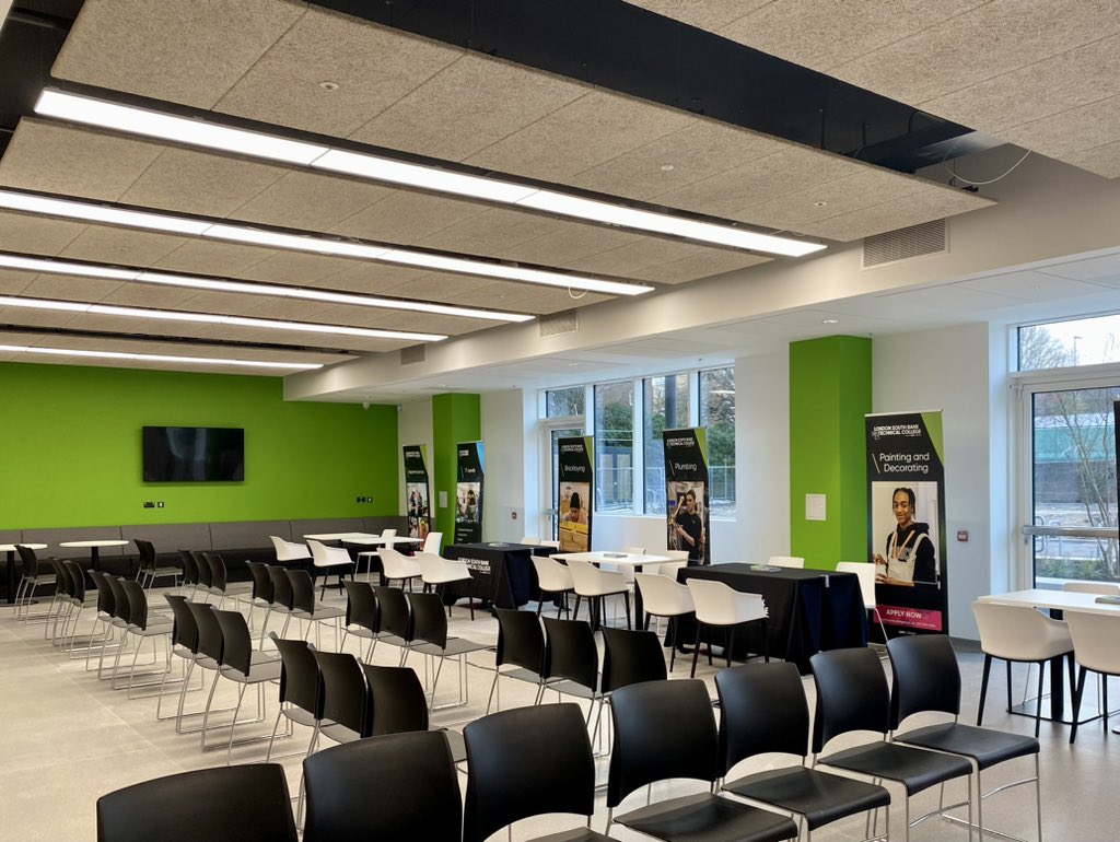PeterMarsh_PMC's tweet photo. Practical Completion Certified on our @SouthBankColl STEAM Technical College today with @GRAHAMGroupUK @RockTownsendLDN @ArchitecturePLB #creatingspaces #shapingfutures https://t.co/FayvUmYZCk
