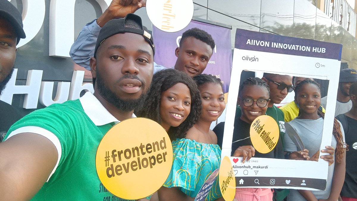 GraceOsenia's tweet photo. I'm enjoying this tech hangout at Aiivon . https://t.co/QB3G0AuMtS