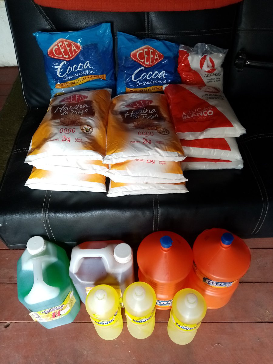 MariaCapo7122's tweet photo. Muchas gracias Hernan por ayudarnos con víveres. Carne picada y productos de limpieza para q podamos traer a los niños del merendero @SeisBarrios. A seguir sus vacaciones por la granja y huerta comunitaria. 🙏❤️💪 https://t.co/477N3C6IUS