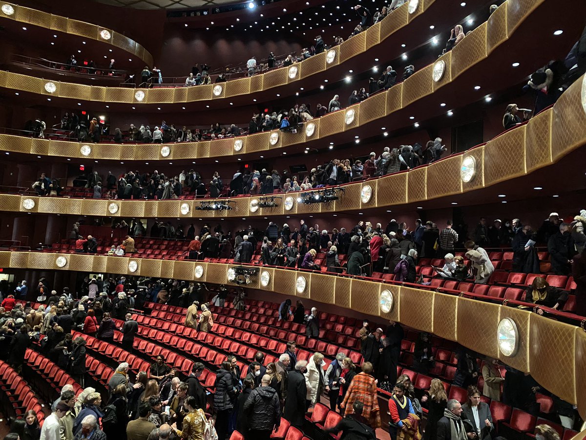Fantastic world premiere last night for Justin Peck’s #CoplandDanceEpisodes @nycballet - thrilling and totally modern interpretation of 1930s/40s American music unspools with wildly talented company of dancers.
Go experience it! #nycballet #justinpeck #jeffreygibson