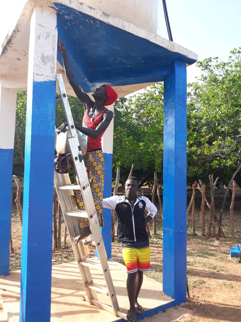 opwellfound's tweet photo. Nhamate is a village in Guinea Bissau WellFound enabled the community here to set their own sustainable strategies and since then, they have saved money monthly to maintain their facilities. This year, they decided to paint the water tank with their own money. https://t.co/mKUB55RfPW