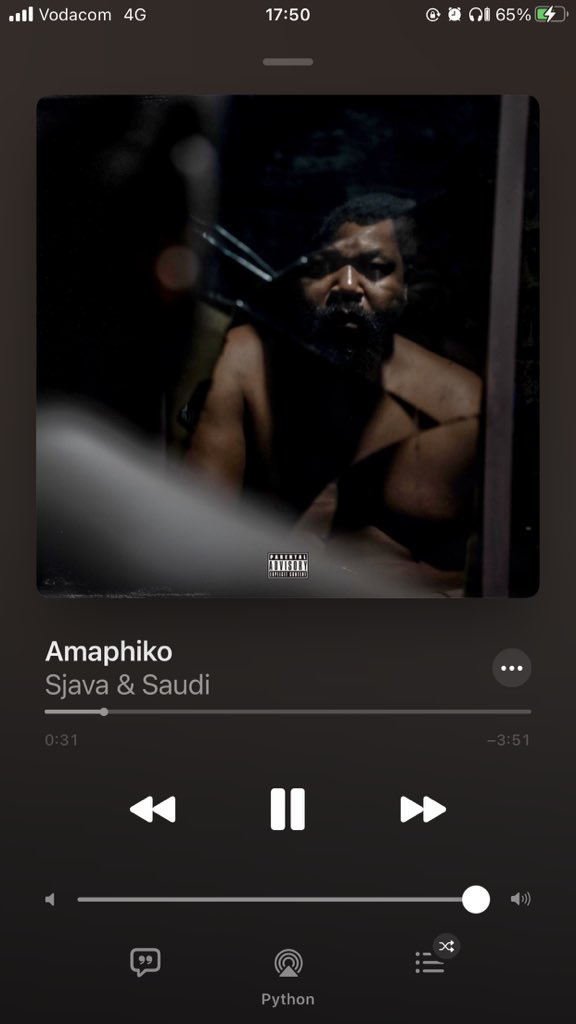 BhekiSosibo1's tweet photo. This is my favourite 😻🙌🏾🙌🏾🙌🏾🙌🏾#Sjava https://t.co/WICSvb8MXT