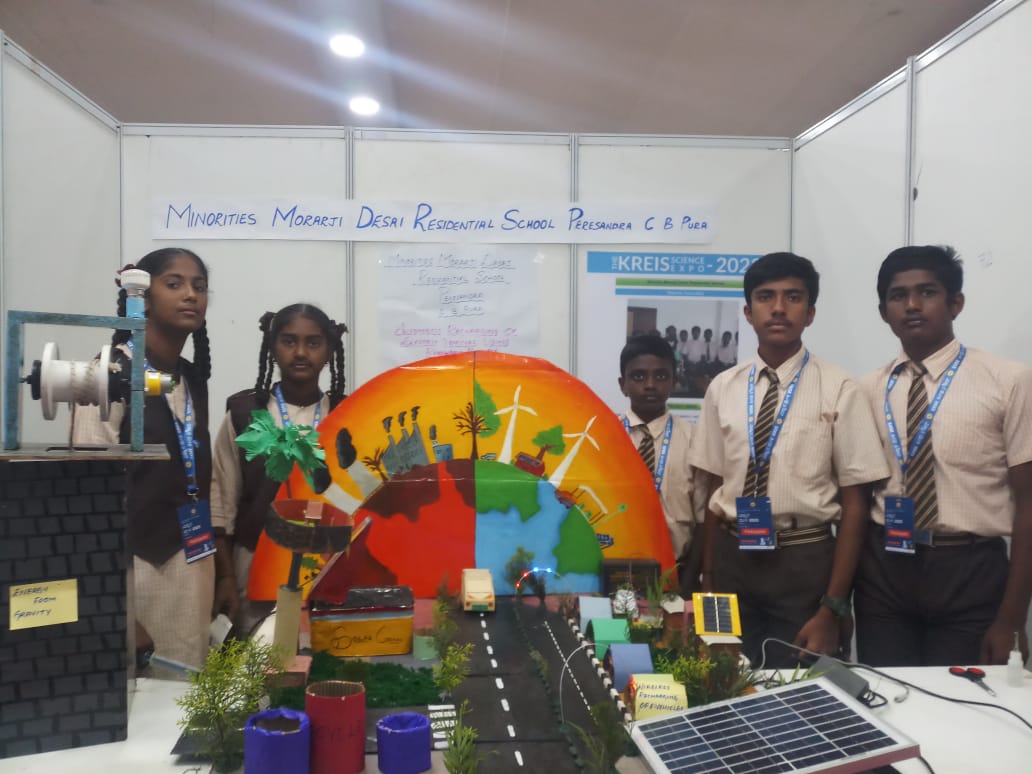 MMDRSPsandra's tweet photo. @ state level science expo..... https://t.co/kaL3hFqy1q
