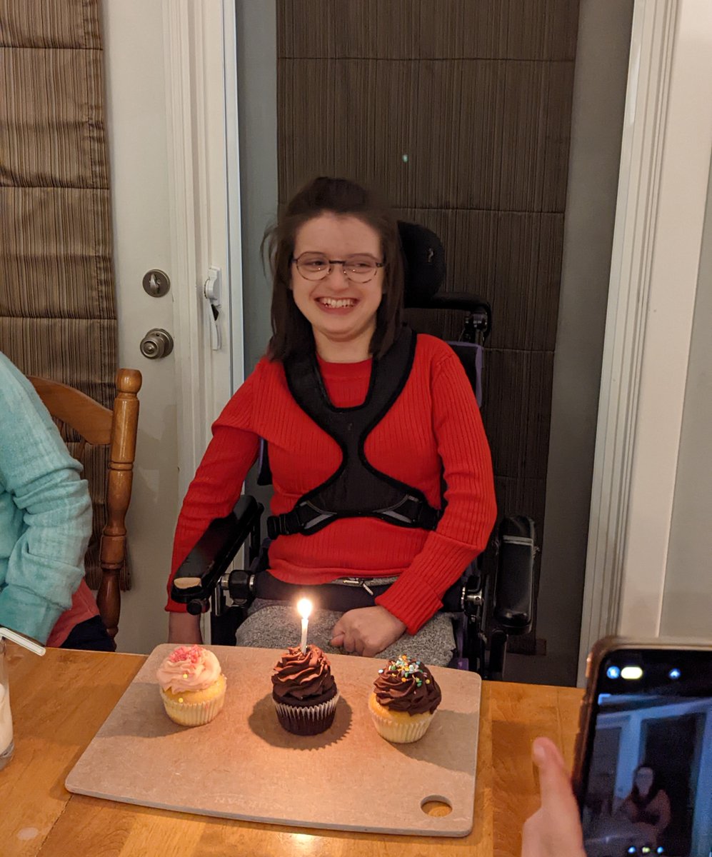 IL_NovaScotia's tweet photo. Today’s #FeatureFriday is Taya Miller. Taya is a part of our Student Self Managed Care Program. Meet Taya: https://t.co/04ralfiH37
#FacesOfILNS #SelfManagedCare #Independence https://t.co/HhE28px5aT