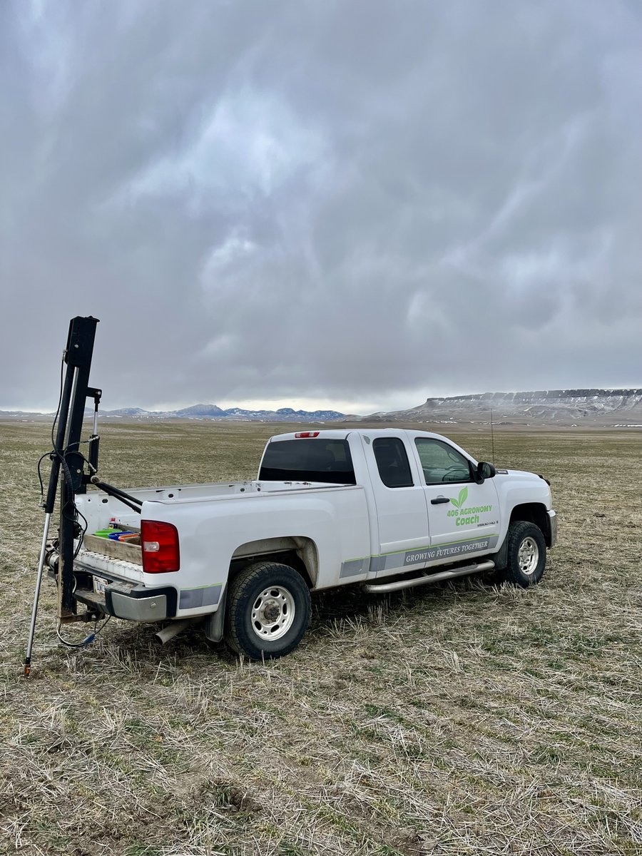 406Agronomy's tweet photo. Still going strong soil sampling during the January thaw! #soilsampling #aganalytics #mtag #406agronomy https://t.co/T9LH5JL3YS
