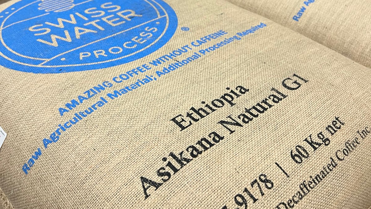 swisswater's tweet photo. Our #SmallBatchSeries coffees are seasonal, hyper-limited, highly traceable coffees which to taste fantastic as decaf. Our latest is Ethiopia Asikana, a #birdfriendly and #beefriendly coffee with notes of almond, loquat, lemon-lime & nectarine. Message today if you're interested! https://t.co/XhbSs5UNLO