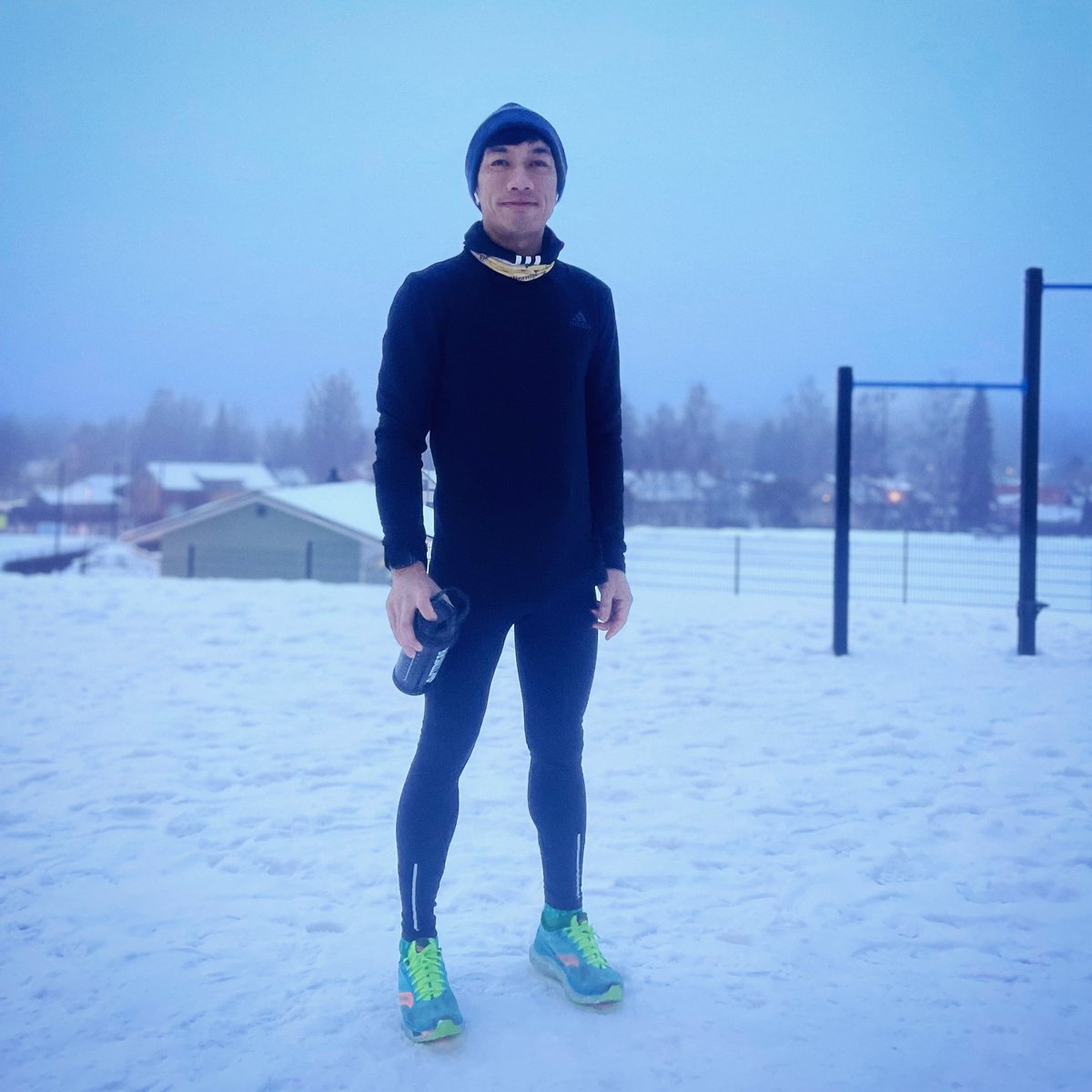 mapint04's tweet photo. Outdoor in winter 🥶 
#hieroja #ISumo #Suomi #Nordic https://t.co/XLobLzo62O