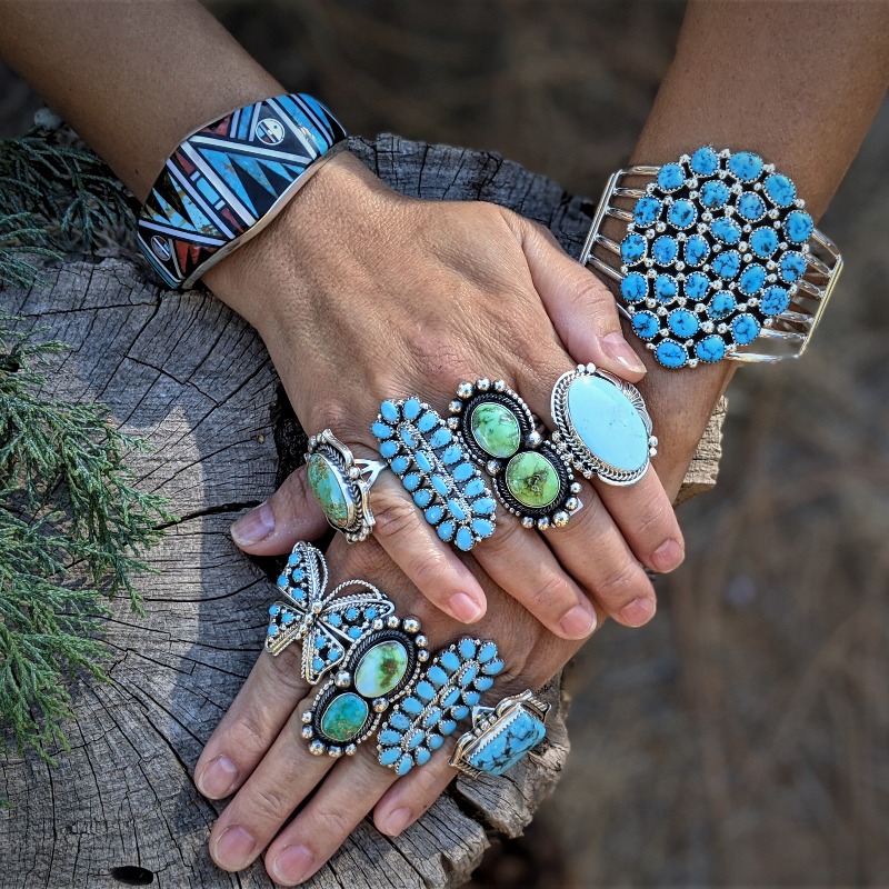 ArtisansWest's tweet image. Your one-stop destination for authentic Native American jewelry and collectible. Ships directly from Arizona USA.