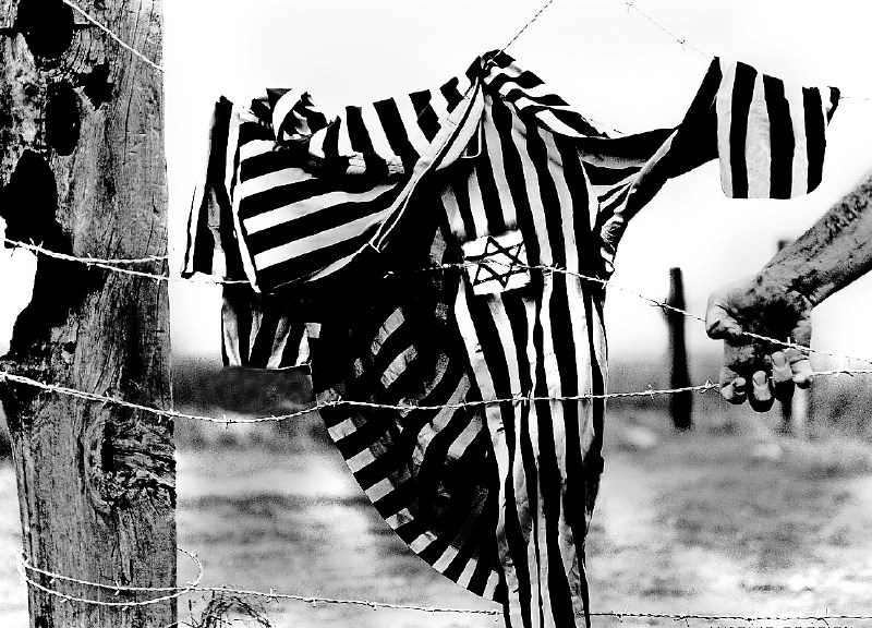 Mantener viva la memoria del #Holocausto supone cumplir un deber universal, un deber humano.
#Memoria #Dignidad y #Justicia

#DiaInternacionalDelHolocausto
#HolocaustMemorialDay 
#HolocaustRemembranceDay