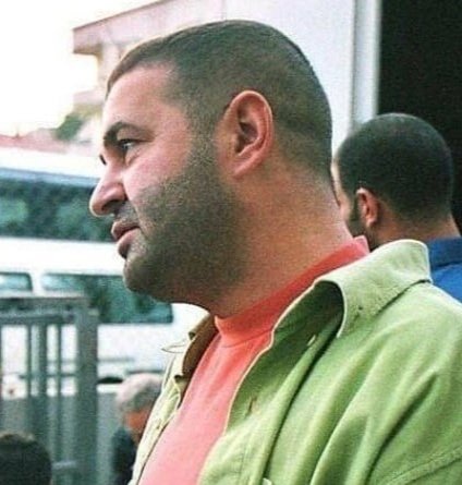 boynumuz yiğit boynu, bükerse sevda büker.