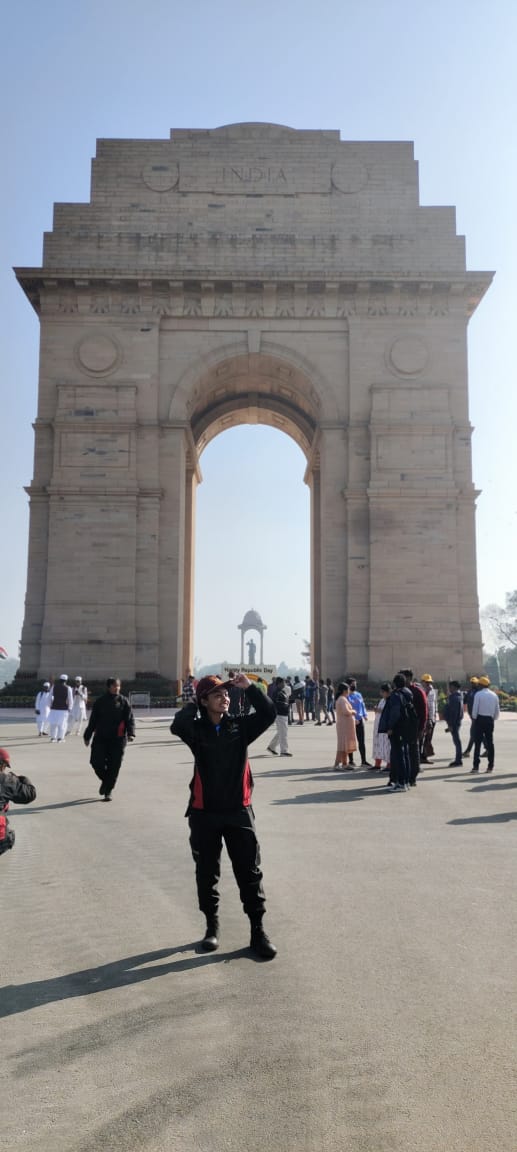 solanki_kunika's tweet photo. Hamare Kya Sapno Hote Hai...Bas Soche Se Jyada Kuchh Mile...Nahi..Bas Kuchh Yaade Kuchh Tasawire To Kuchh Pane Ki Chahat...❤️🥰😇 #Sapane #DandiSeDelhi #SoltToSoftWare #JawaYezdiMotorcycles https://t.co/jWK8Xcixtf