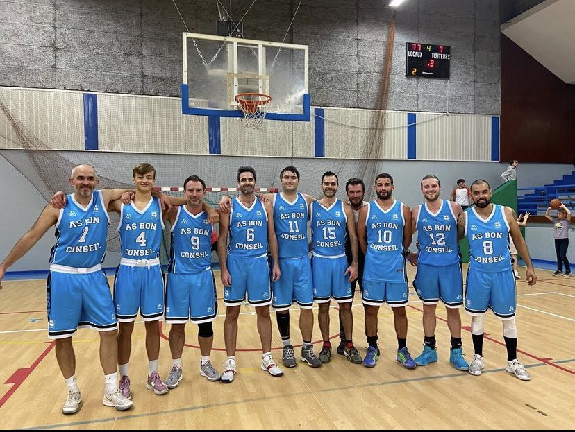 Le CD75 félicite les seniors masculins du club AS BON CONSEIL pour cette victoire en 16eme de finale du Trophée Masculin de la Coupe de France ! 💪🏼🏀

La capitale poursuit l’aventure ! On vous donne rendez pour pour les huitièmes, le 18 février ! 📆