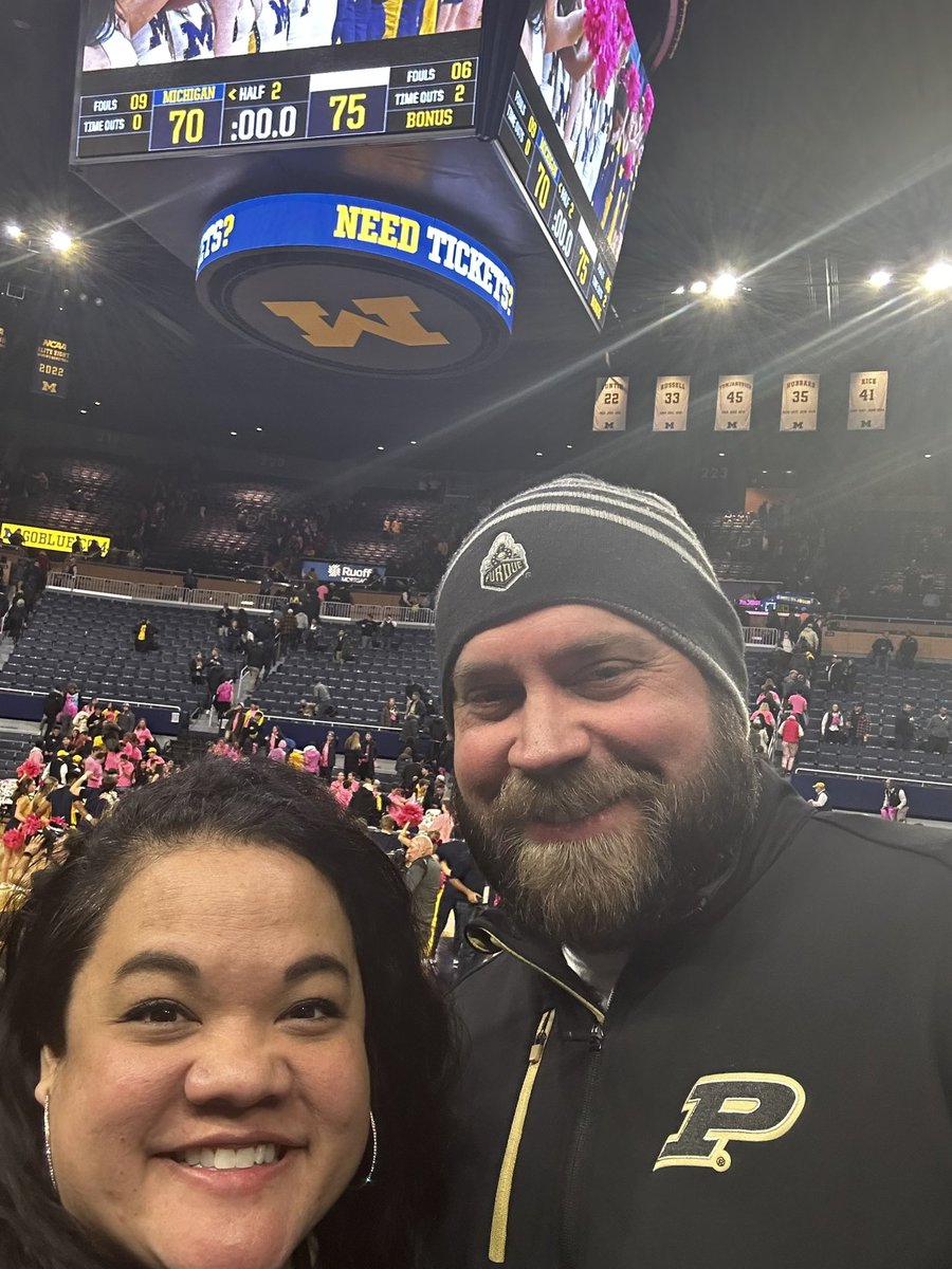 Worth the drive 🚙 to cheer for our #️⃣1️⃣ team 🖤💛 The MI fans were  definitely tired of all my shouting - but I couldn’t help myself. Love watching these boys play #BoilerUp <a href="/BoilerBall/">Purdue Men's Basketball</a>