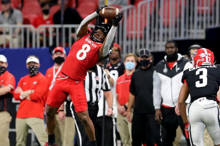 jardon stringer (@jardonstringer) on Twitter photo #AGTG Blessed to receive an offer from <a href="/GoBearcatsFB/">Cincinnati Football</a>! <a href="/coach_stepp/">Coach Stepp</a> <a href="/ChadSimmons_/">ChadSimmons</a> @Mansell247 <a href="/BALLERSCHOICE1/">BALLERS CHOICE LLC</a> <a href="/MattNapier9/">Coach Matt Napier</a> <a href="/BigBlueRecruits/">✭LᴀGʀᴀɴɢᴇ Hɪɢʜ Fᴏᴏᴛʙᴀʟʟ✭</a> #AGTG Blessed to receive an offer from <a href="/GoBearcatsFB/">Cincinnati Football</a>! <a href="/coach_stepp/">Coach Stepp</a> <a href="/ChadSimmons_/">ChadSimmons</a> @Mansell247 <a href="/BALLERSCHOICE1/">BALLERS CHOICE LLC</a> <a href="/MattNapier9/">Coach Matt Napier</a> <a href="/BigBlueRecruits/">✭LᴀGʀᴀɴɢᴇ Hɪɢʜ Fᴏᴏᴛʙᴀʟʟ✭</a>