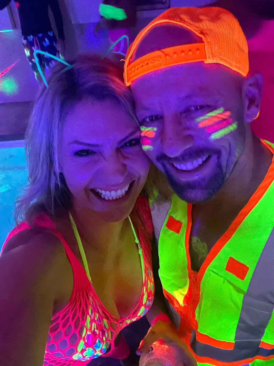 Naughty Gym tweet media