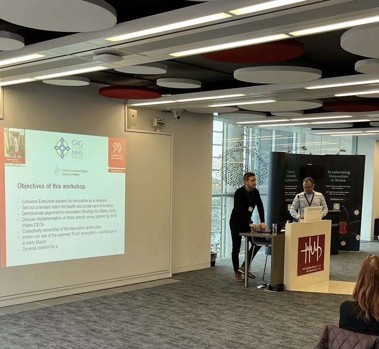 innovation_tom's tweet image. Well earned Estrella (shandy) #FridayNightClub after a great innovation workshop at the LS Hub Wales with Health&amp;amp;Care Executive leads, good to see some familiar and new faces 📈 @SionCharles @Martin1Chris @JasonLintern @JasonLintern @jennet_holmes @MarcPenny5 @Graymattrs @kloerp