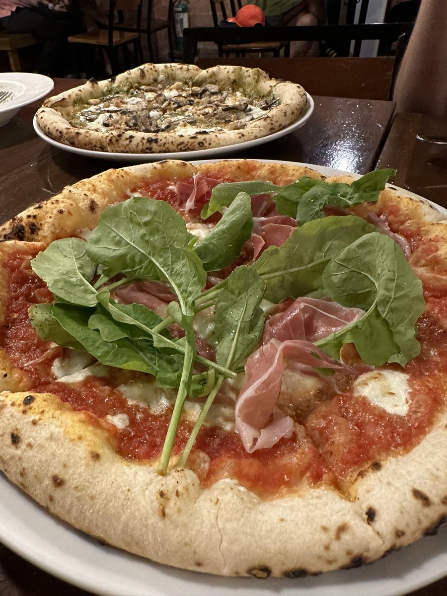 shar ₊˚౨ৎ˚ 🍯 tweet media