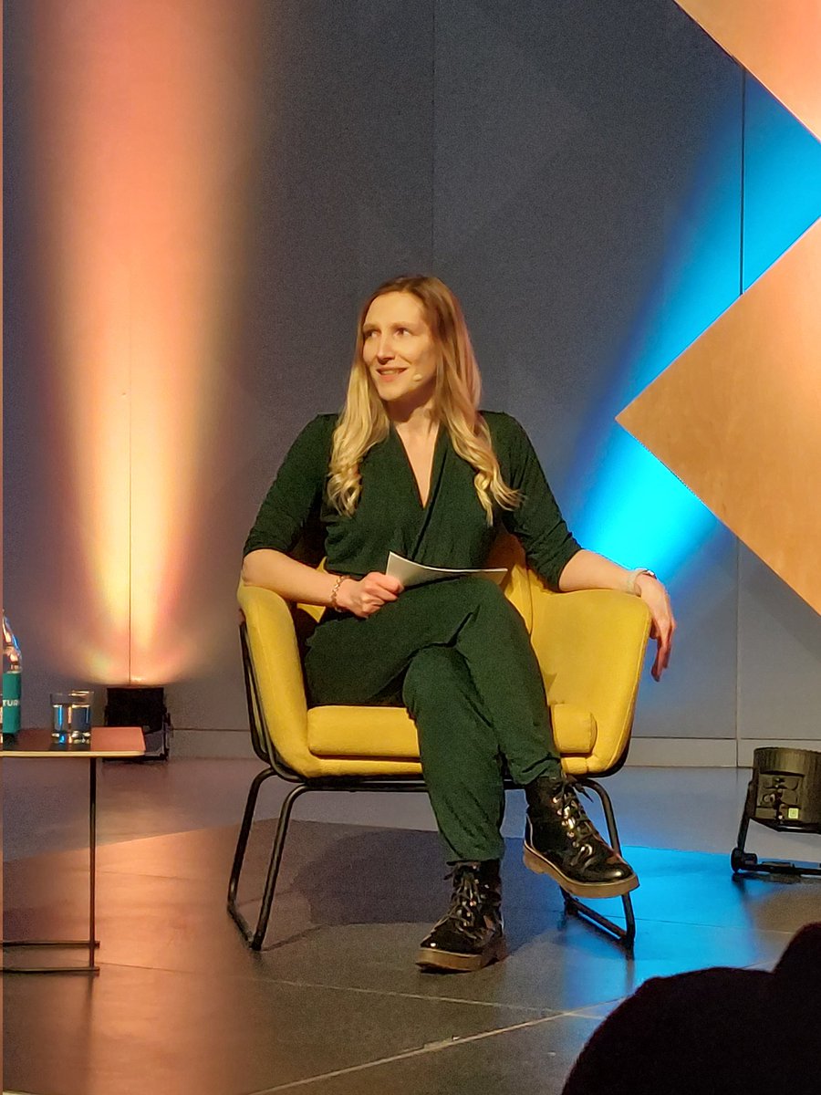 ohyeahfranzi's tweet photo. Always a pleasure to be at @FuturiumD #Berlin but especially today!
Super excited to learn more about radicalism and Conflict &amp; Violence #Research from @hanna_pfeifer https://t.co/HclpW30mrp