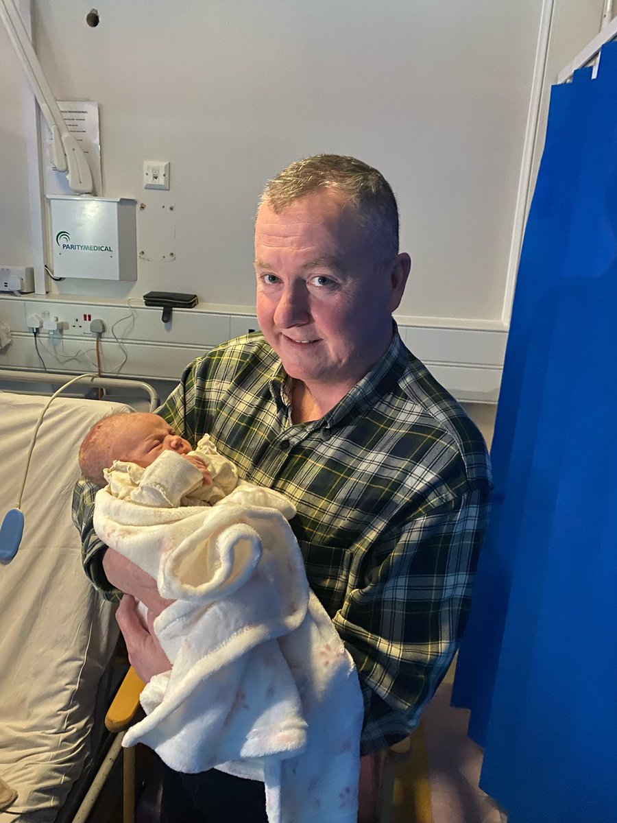 BarryFergEFC tweet media