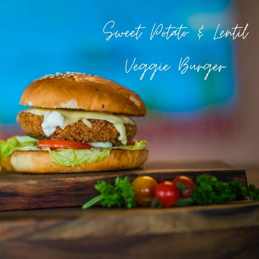 SMART2_0Study's tweet photo. Even without the meat, these veggie patties pack in the protein! Serve as a traditional burger with your favorite toppings, atop a tasty salad, or as a side at dinner.

Click the link for the recipe! #SMARTeats https://t.co/rSHlAjno0p https://t.co/HcPVUm7V75