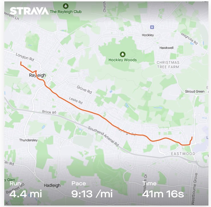 romfordrunner's tweet photo. I beat the bus to the physio today, first time ever! I had to push harder than normal but it was so much fun! #ukrunchat #runningrocks #runningbeatsthebus 🙌🎉 https://t.co/9MGfkarKjE