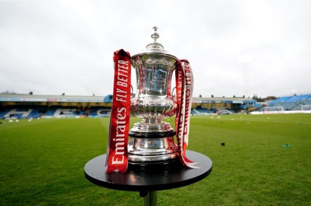 73LegendsTour's tweet photo. Flash Sale on tickets for the tour coming up starting at 8pm tonight and Lasting the entirety of the FA Cup 4th round weekend⚡⚡⚡

More details later on 🔥🔥

#SAFC #FACup https://t.co/BCyTKXOA1i