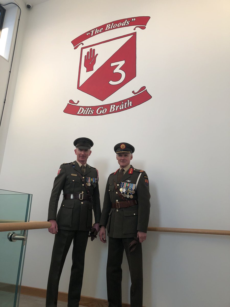 Superb ceremony at Stephen’s Barracks #Kilkenny with GOC @1Bde_Official and OC @3_Inf_Bn celebrating 💯 year anniversary of the Bloods #dílisgobráth