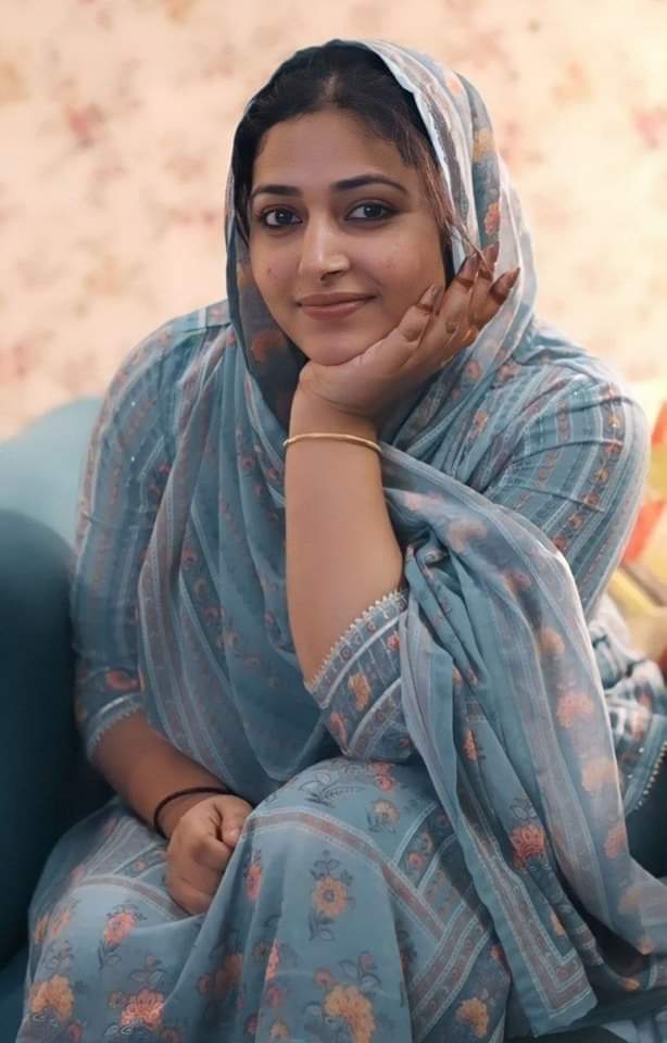 Actress_Media's tweet photo. #Anusithra 💙 https://t.co/pvfPWuL1Au