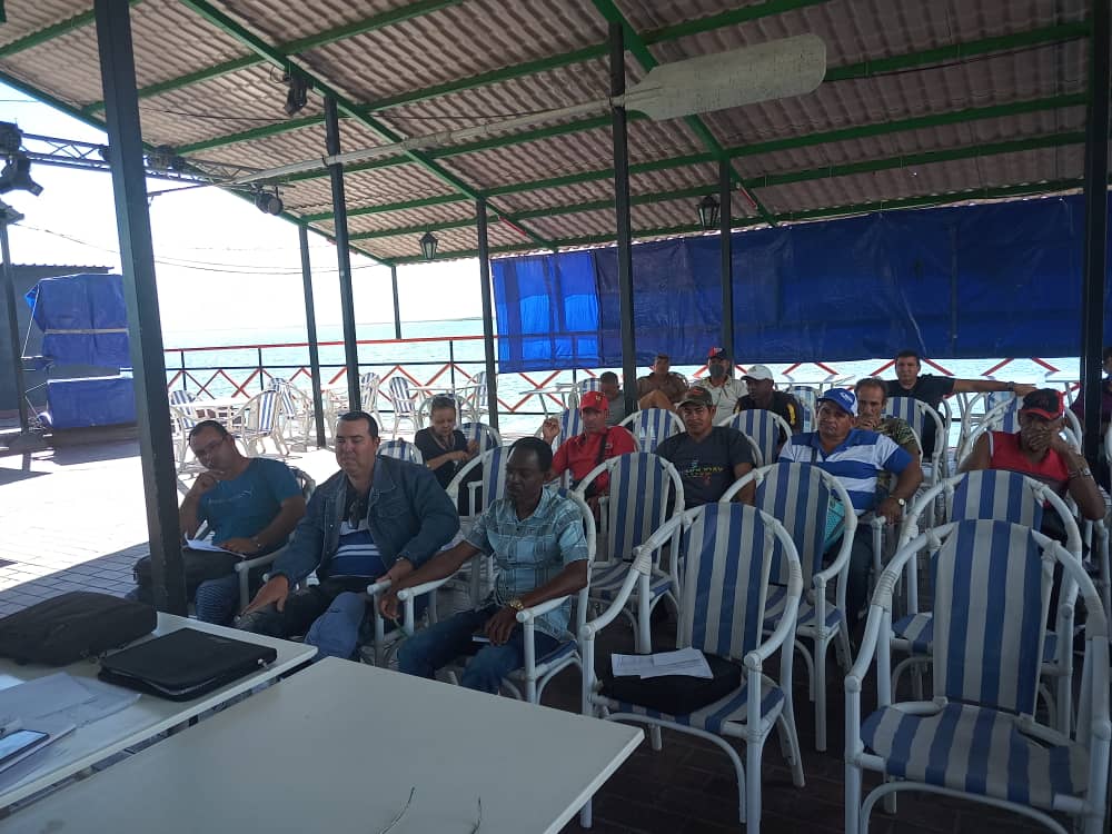 episur's tweet photo. Realizan Asamblea de Representantes en UEB de Nuevitas perteneciente a  #Episur. #Cuba #CubaVive #PescaPorCuba https://t.co/A8b76359Pf