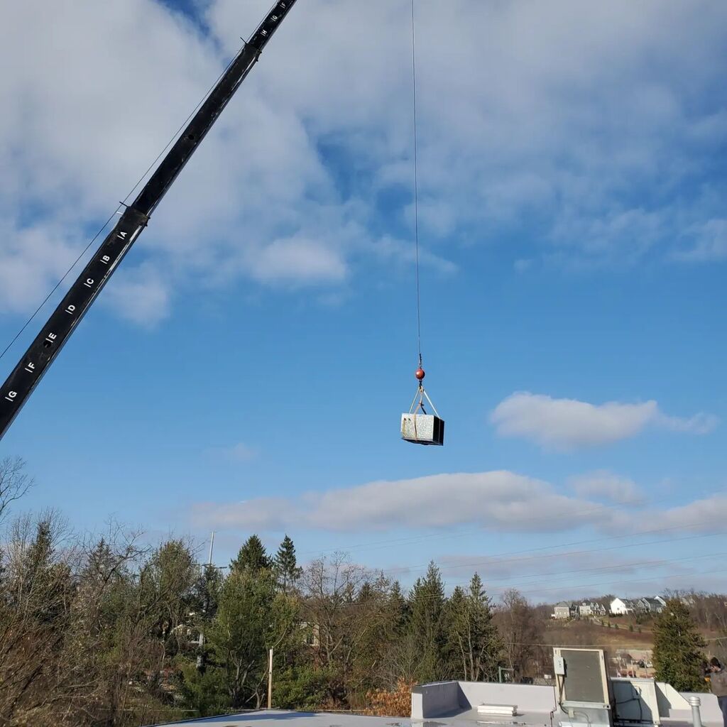 Moore_Services's tweet photo. "Chilling" near Pittsburgh at Owl Cleaners...Time for an upgrade to a larger water chiller system.
#cool #cold #chilly #chilled #chiller #owlcleaners #crane #upgrade #deliveringmoore https://t.co/dFCRNw80VB https://t.co/saiJlslYMd