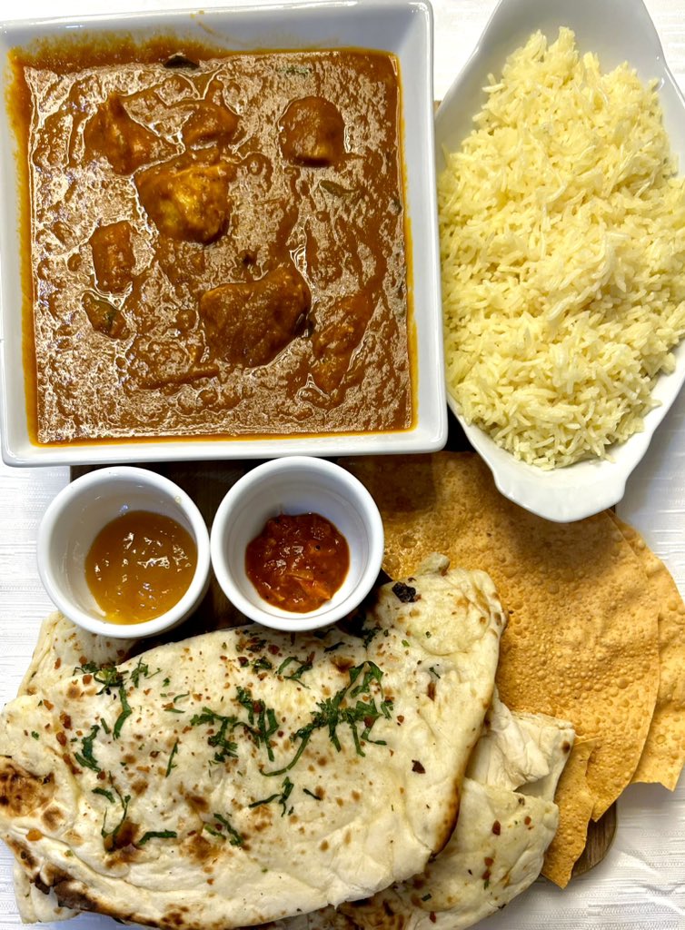 Wifey on Twitter "chicken madras, rice, naan, chutneys"