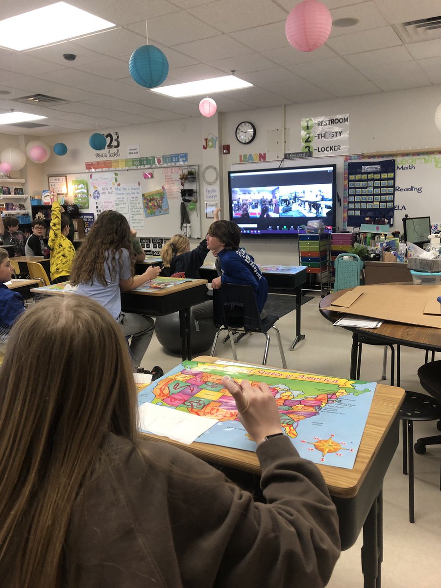 Jenna is teaching in 5th tweet media